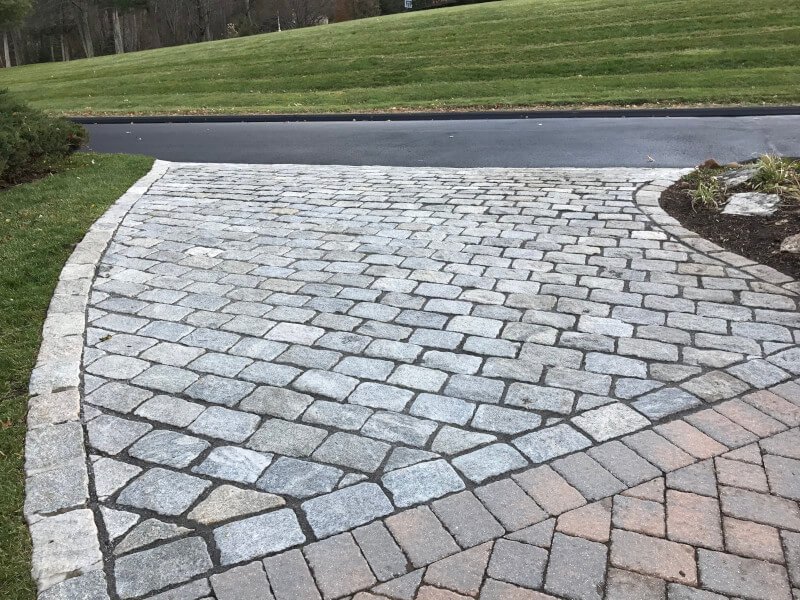 2 Belgium Block Driveway Apron